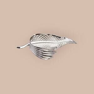 Coro Silver Leaf Brooch Textured Etched Classic Vintage Elegance